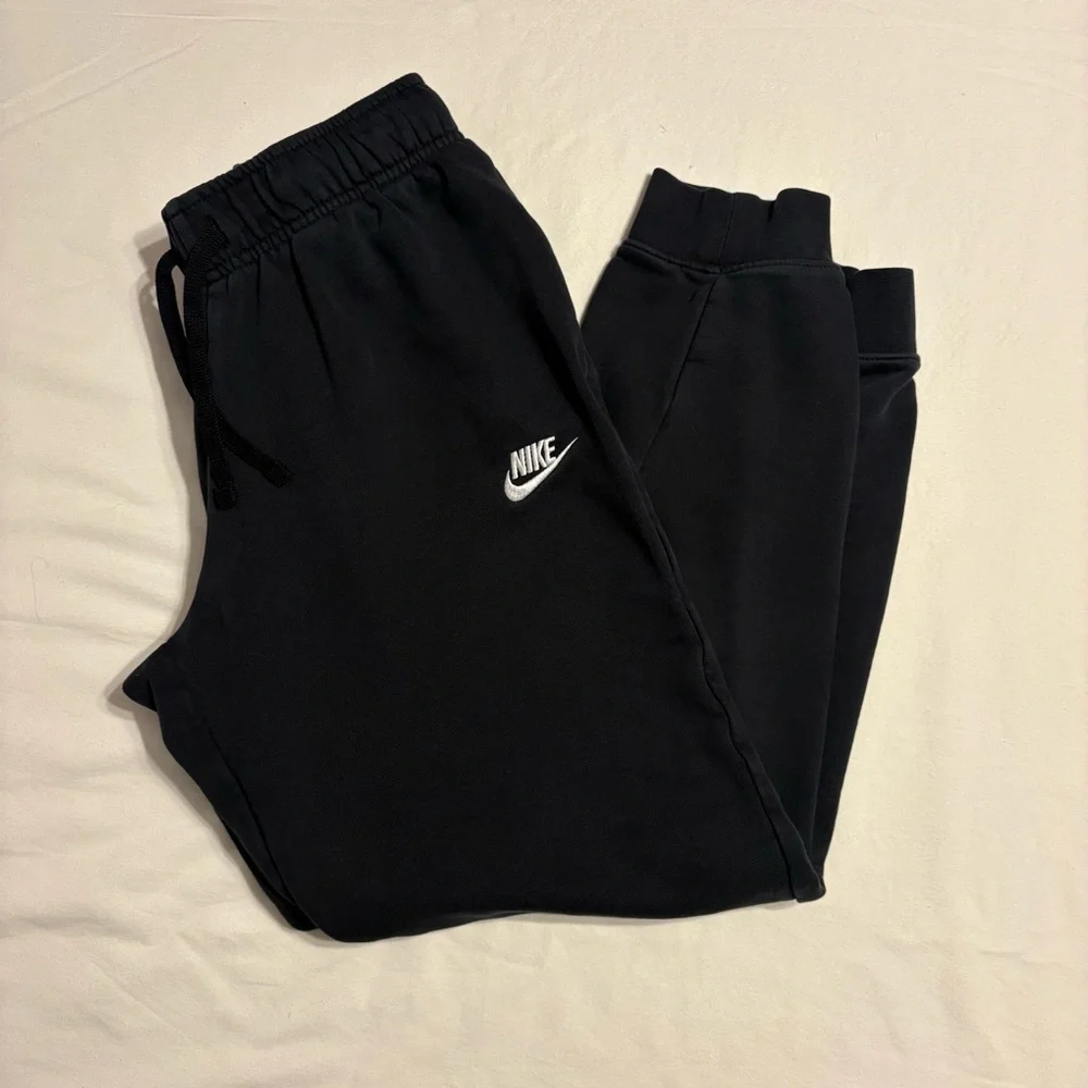 Nike Kids Royal Blue Hoodie with Black Joggers - Picture 3 of 14